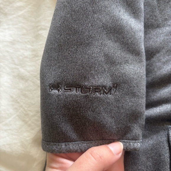 Under Armour Cold Gear Gray Hoodie Loose Sweatshirt Size L Style 1288356 - Picture 4 of 7